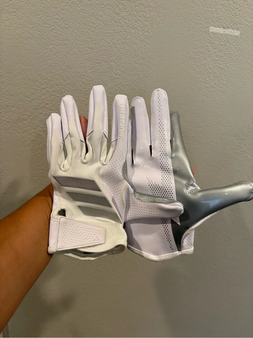 adidas Adizero 15 Electric Adult Football Receiver Gloves Men’s Size Large NWOT
